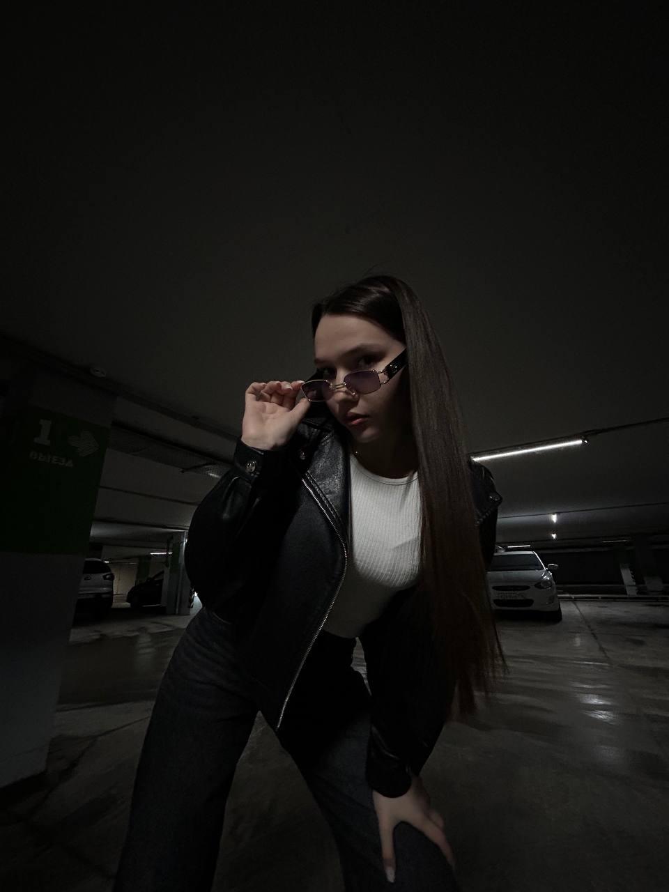 Celina_Meow from United States