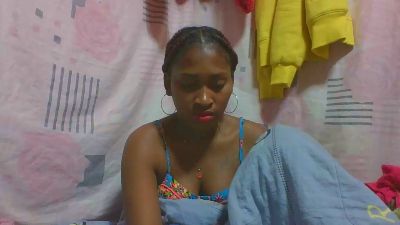Elina42 from Madagascar
