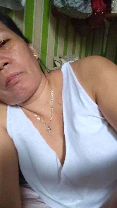 Hotmama45 from Philippines
