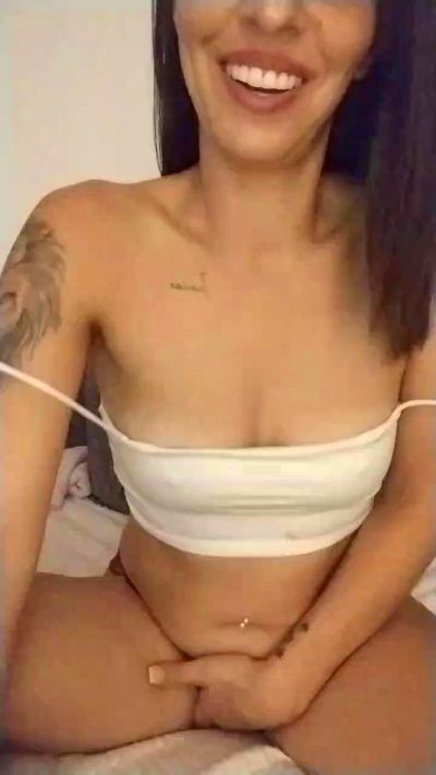 Nayaa_rose from France