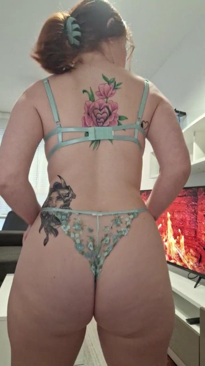 Redheaddol22 from Spain