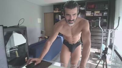Samricci21 from Portugal
