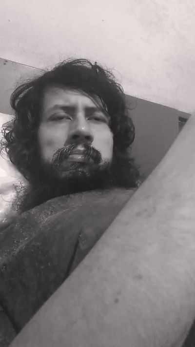 follo_adicto30 from United Kingdom