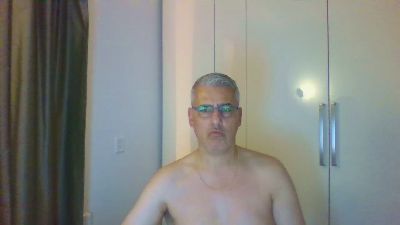 nicefella73 from Netherlands