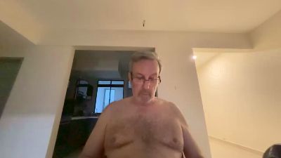 robbie3 from United Kingdom
