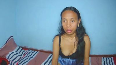 skingirl4 from Madagascar